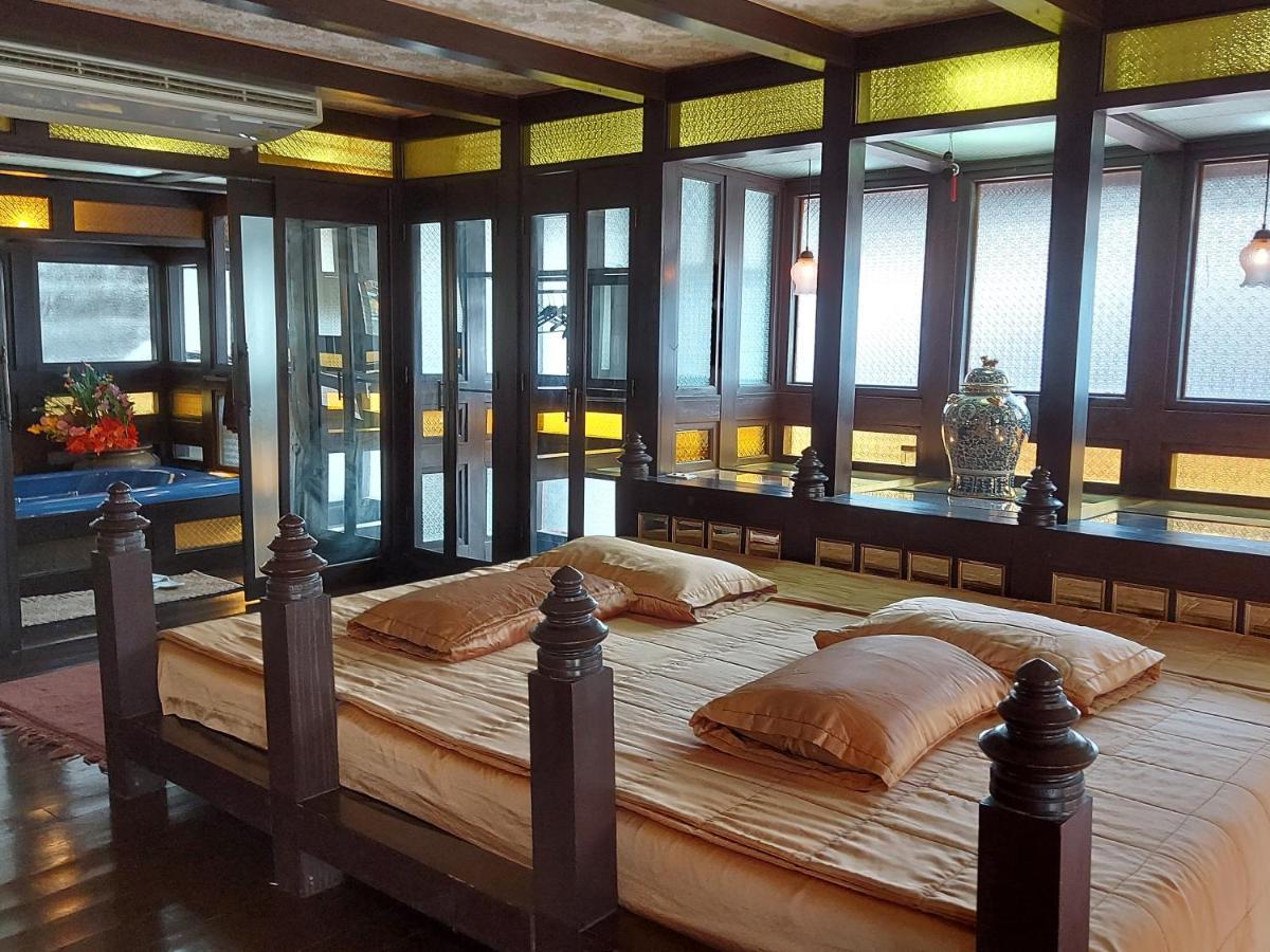Ruan Talay Bangsaray Hotel Чонбури Екстериор снимка